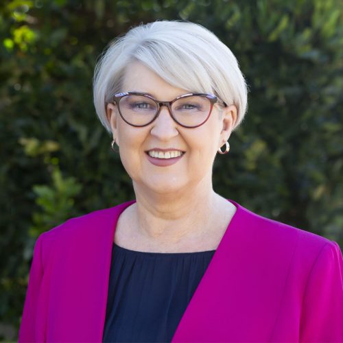 Sue Dewar profile image
